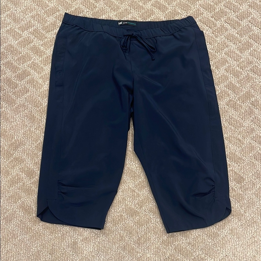 Navy Blue Athletic Capri pants